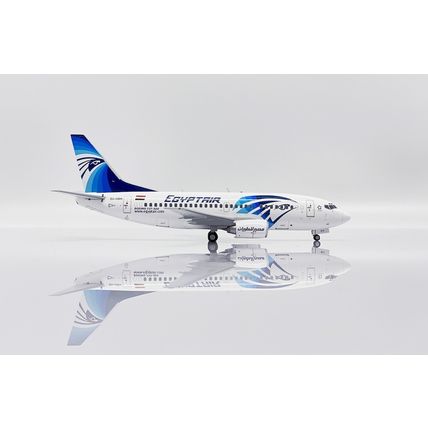 BOEING 737-500 EGYPTAIR REG: SU-GBH WITH STAND - JC WINGS XX20247 1/200