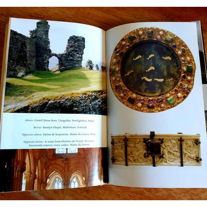 An A to Z of King Arthur and the Holy Grail. Simon Cox. 2007 Hardback.