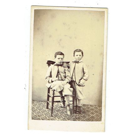 Victorian cdv photo two well dressed boys Tonbridge photographer