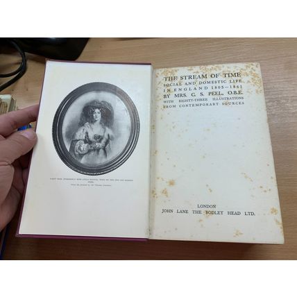 1931 1ST EDITION THE STREAM OF TIME LIFE IN ENGLAND 1805-1861 HARDBACK BOOK (P4)