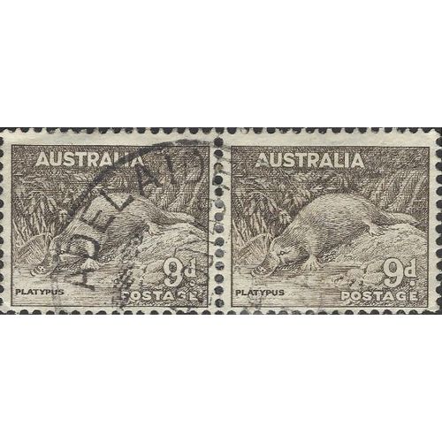 AUSTRALIA, MAMMAL, Platypus, black 1956, 9d [Pair]
