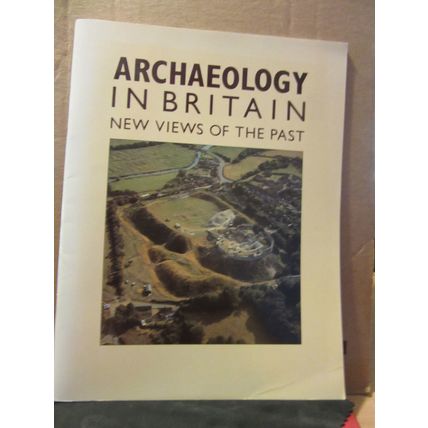 ARCHAEOLOGY IN BRITAIN 1986 by The British Museum. 32 page p/b