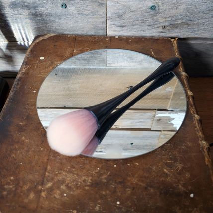 Large Professional Powder Brush - Black & Pink