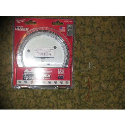 MILWAUKEE 5" HOLE DOZER BI-METAL HOLE SAW 49-56-0243