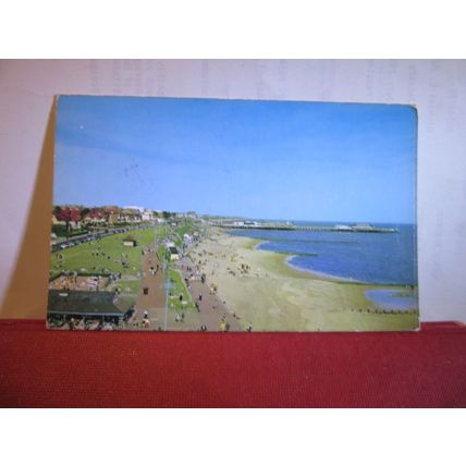 GREENSWARD AND BEACH, CLACTON-ON-SEA, ESSEX. used vintage postcard 1965 pm =