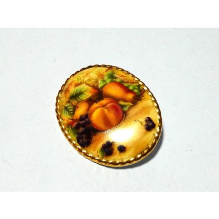 Vintage 1950-s Genuine Gold Edged Fine Bone China Fruit BROOCH in Original Box.