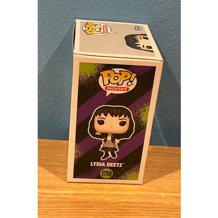 Funko Pop! Beetlejuice - Lydia Deetz #1759 Vinyl Figure (Box & Protector)