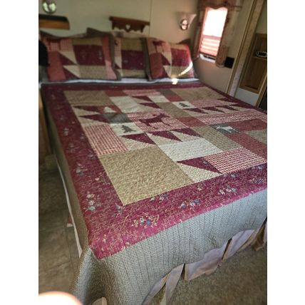 2006 Carriage Compass 5th Wheel
