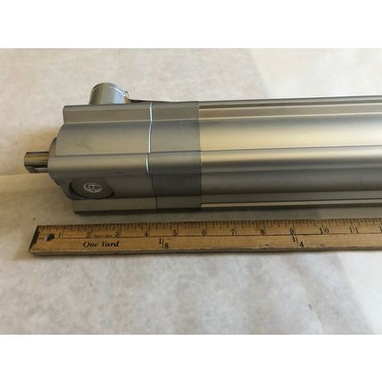 NEW FESTO DSBC-63-530-CF-PPVA PNEUMATIC CYLINDER,1463475 H660,P MAX 10BAR,St