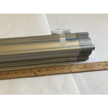 NEW FESTO DSBC-63-530-CF-PPVA PNEUMATIC CYLINDER,1463475 H660,P MAX 10BAR,St