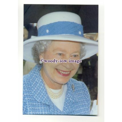pq0100 - Queen Elizabeth at Thetford 1993 - postcard