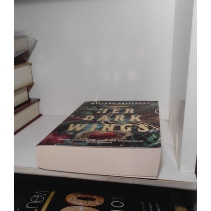 Her Dark Wings, Melinda Salisbury. tPB