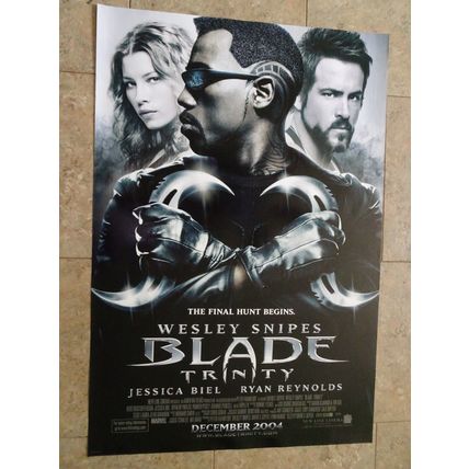 Blade Trinity - Movie Poster with Wesley Snipes as Blade and Ryan Reynolds