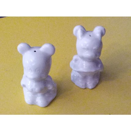 Old Vintage Walt Disney Mickey & Minnie Mouse Salt & Pepper Shakers 1950s
