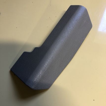 Volvo 850R 850 S70 V70 V70R Front Seat Track Cover Trim Bezel Oak Gray 6818847