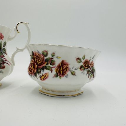 Royal Albert Cream and Sugar Set Centennial Rose Vintage Bone china vintage