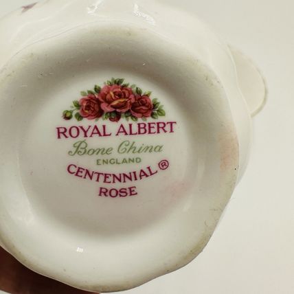Royal Albert Cream and Sugar Set Centennial Rose Vintage Bone china vintage