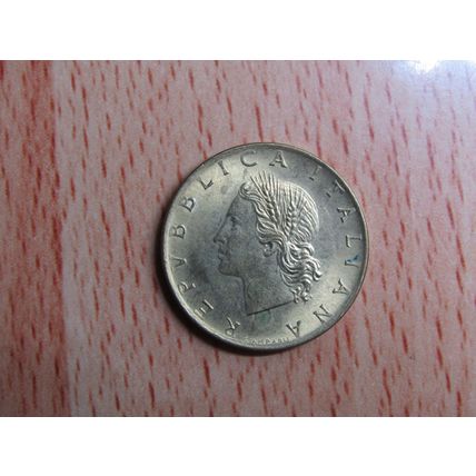 Italy 1982 20 Lire Coin