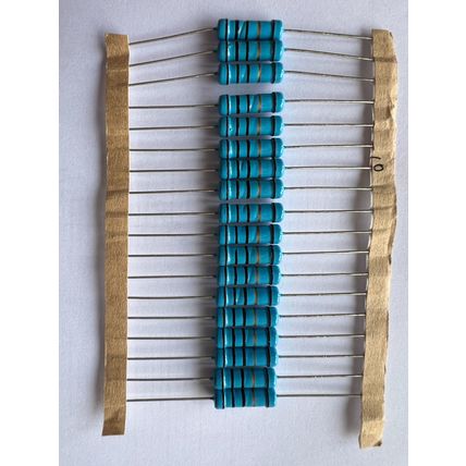 carbon film resistors 2W 100R ohms 1% approx 20 pieces