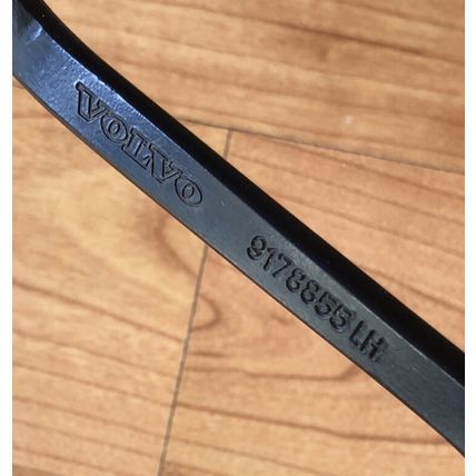 Volvo 9169314 Windshield Wiper Arm Left LH Driver Side S70 V70 C70 V70R