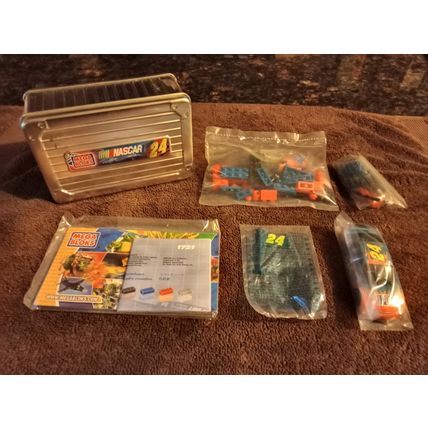 2004 Mega Bloks Nascar Jeff Gordon Building Set Lego Type # 1721 Unopened