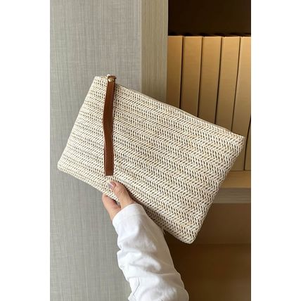 Oatmeal Straw Woven Wrist Strap Zipper Large Wallet