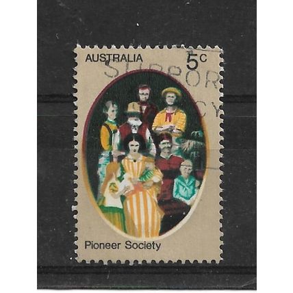 Australia.SG523 5c Pioneer Family.Fine Used.Jan22c