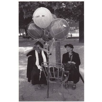Sama Tata Balloon Seller in Paris 1950s Chinese Photo Award Postcard