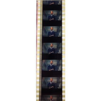 Pk GEB -A - MIX - b 050x . 1 STRIP OF 5 - 35MM FILM CELLS. ( )