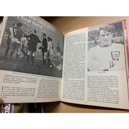 1967 "THE ALL STARS FOOTBALL BOOK No.7" UK SOCCER ANNUAL HARDBACK BOOK (P4)