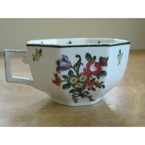 Pretty Vintage Royal Doulton Old Leeds Sprays Cup