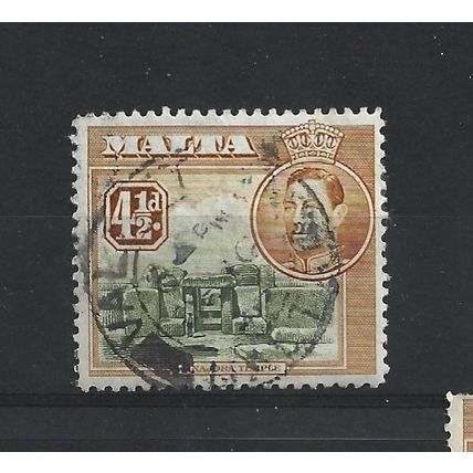 Malta.SG224 4 1/2d Ruins at Mnajdra (Olive-Green&Yellow-Brown).Fine Used.Apr25a