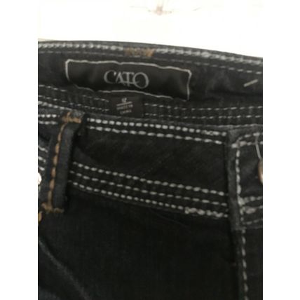 Cato Women's Blue Jean Bermuda Shorts Pockets Zip & Button Size 12