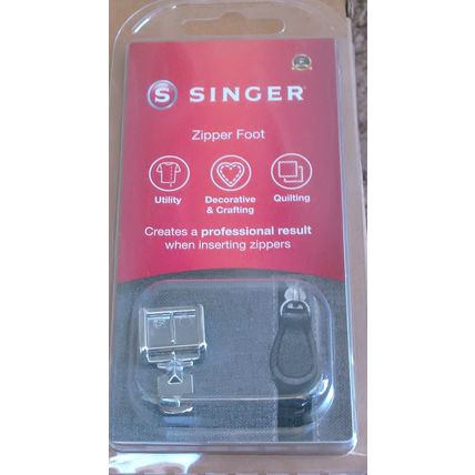 NEW Singer Zipper Foot: Inserter 250051696 MA-MB, CA-CC, EA-EC