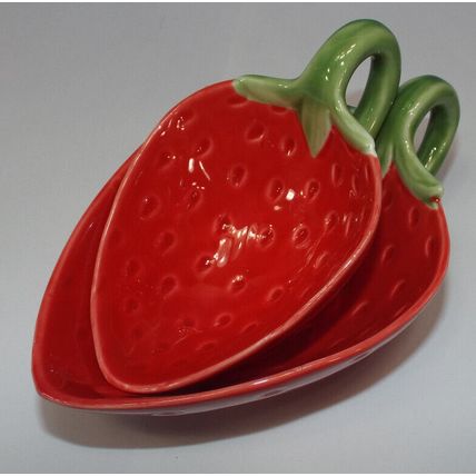 Set 2 Mint Rare Vintage Ceramic Strawberry Candy Trinket Dish Bowl Unique