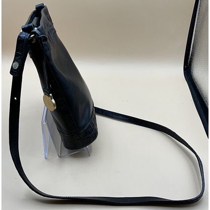 A Very Cute Rare Vintage Black Leather Brahmin Crossbody Handbag