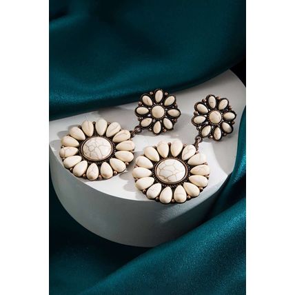 White Western Turquoise Inlay Flower Shape Stud Earrings
