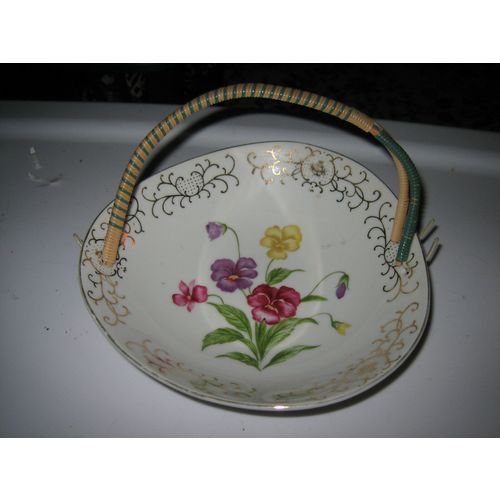 Vintage Ucagco Japan Floral & Gold Decorated Serving Bowl w/Wrapped Wire Handle