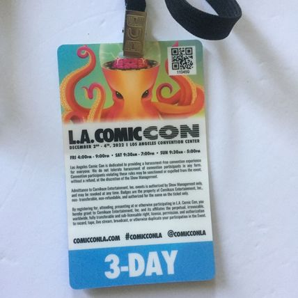 2022 Los Angeles Comic Con Used Badge & Lanyard