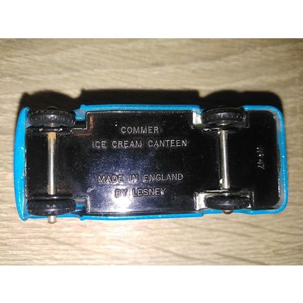 Matchbox - No47 Commer I.C.V. Blue Lyons Maid