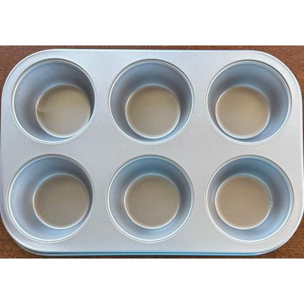 6 hole heavy duty Stainless Steel Cupcake Tin - New never used #200