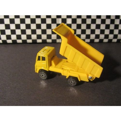 Maisto 1/64 Scale Dump Truck
