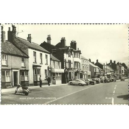 Yorkshire NORTHALLERTON High Street Postcard (Valentine M6618)