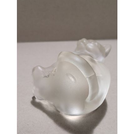 Fenton Crystal Velvet Sitting Cat Figurine