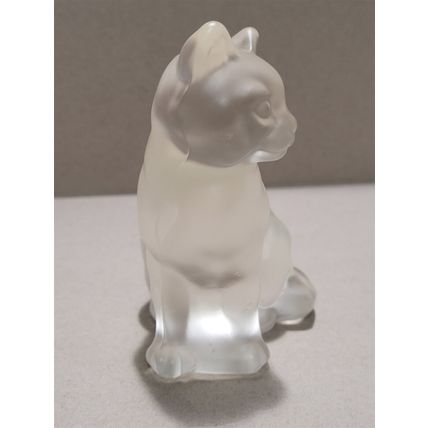 Fenton Crystal Velvet Sitting Cat Figurine