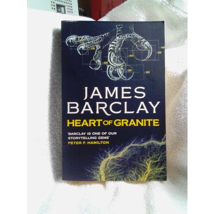 Heart of Granite (Blood & Fire 1), by James Barclay PB
