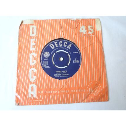 7" 1965. MARIANNE FAITHFULL, SUMMER NIGHTS. DECCA F12193. THE SHA LA LA- EXCELLE