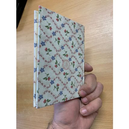 2013 *LIMITED EDITION 98 of 1000* BEATRIX POTTER TAILOR OF GLOUCESTER BOOK (P2)
