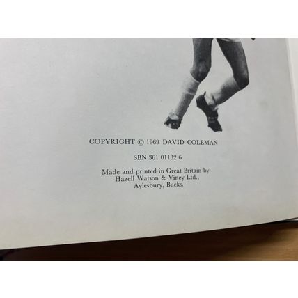 1969 "DAVID COLEMAN'S WORLD OF FOOTBALL" UK ANNUAL HARDBACK BOOK (P4)