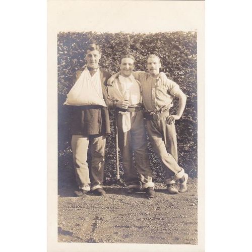 World War One A Group Of 3 Wounded Men (Tilney Hall Hospital?) Postcard (MO398)